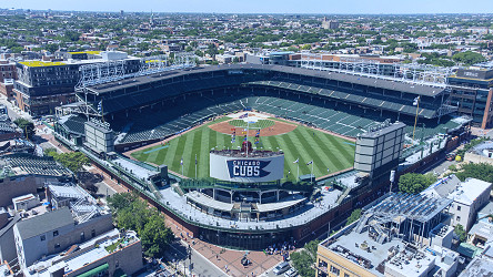 Wrigley Field - Wikipedia